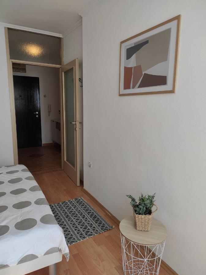 Sunny Apartment In غييكا المظهر الخارجي الصورة